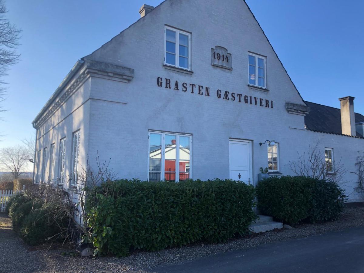 Det Gamle Badehotel I Grasten スベンボー エクステリア 写真